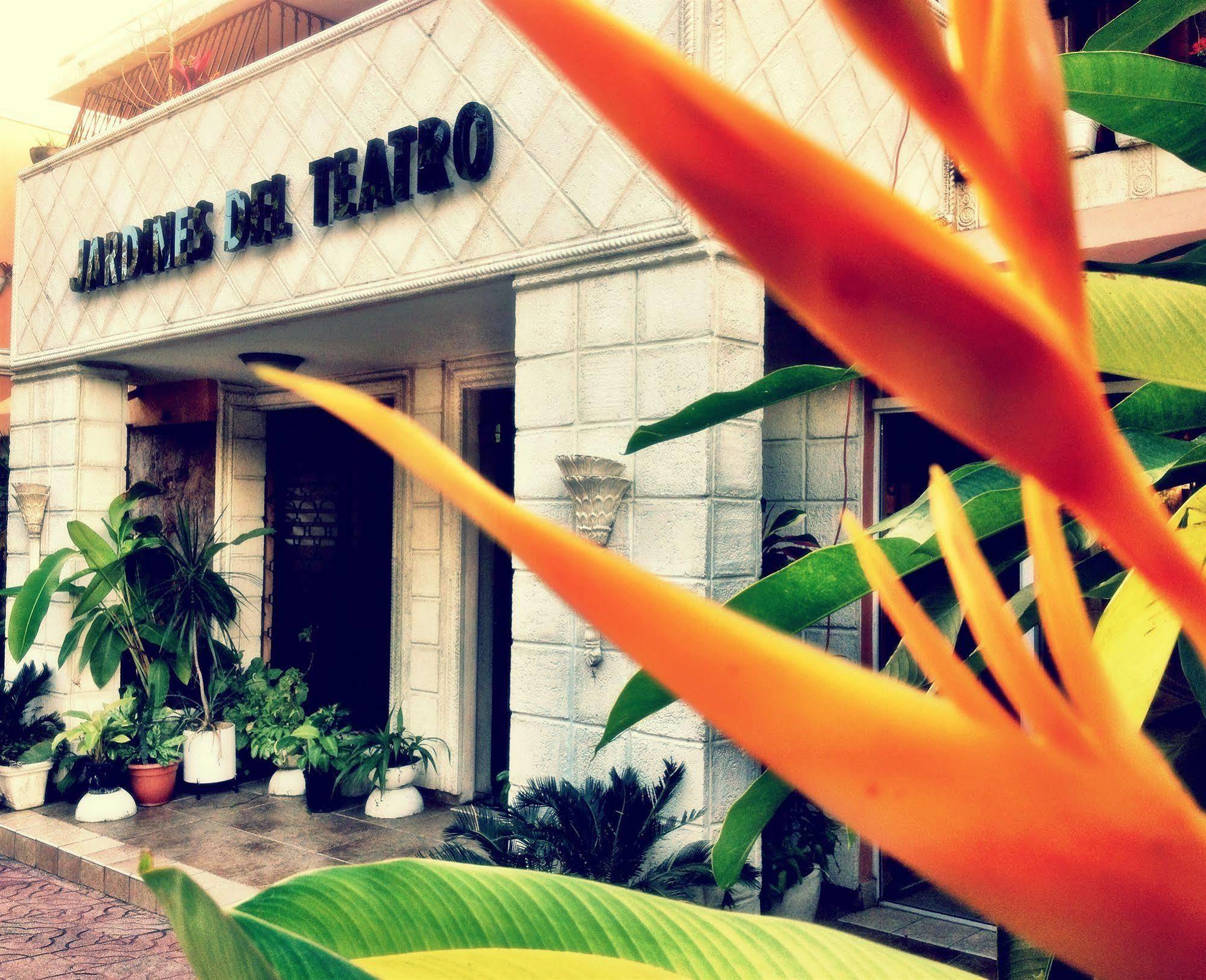 Jardines Del Teatro Santo Domingo Exterior foto